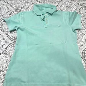 Vineyard vines woman’s polo size M . Like new